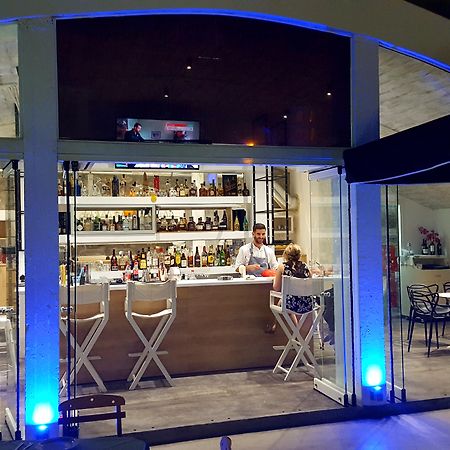 Kouros Exclusive Hotel & Suites - Adults Only ฟาลิรากี ภายนอก รูปภาพ