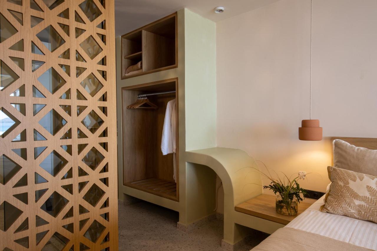Kouros Exclusive Hotel & Suites - Adults Only ฟาลิรากี ภายนอก รูปภาพ