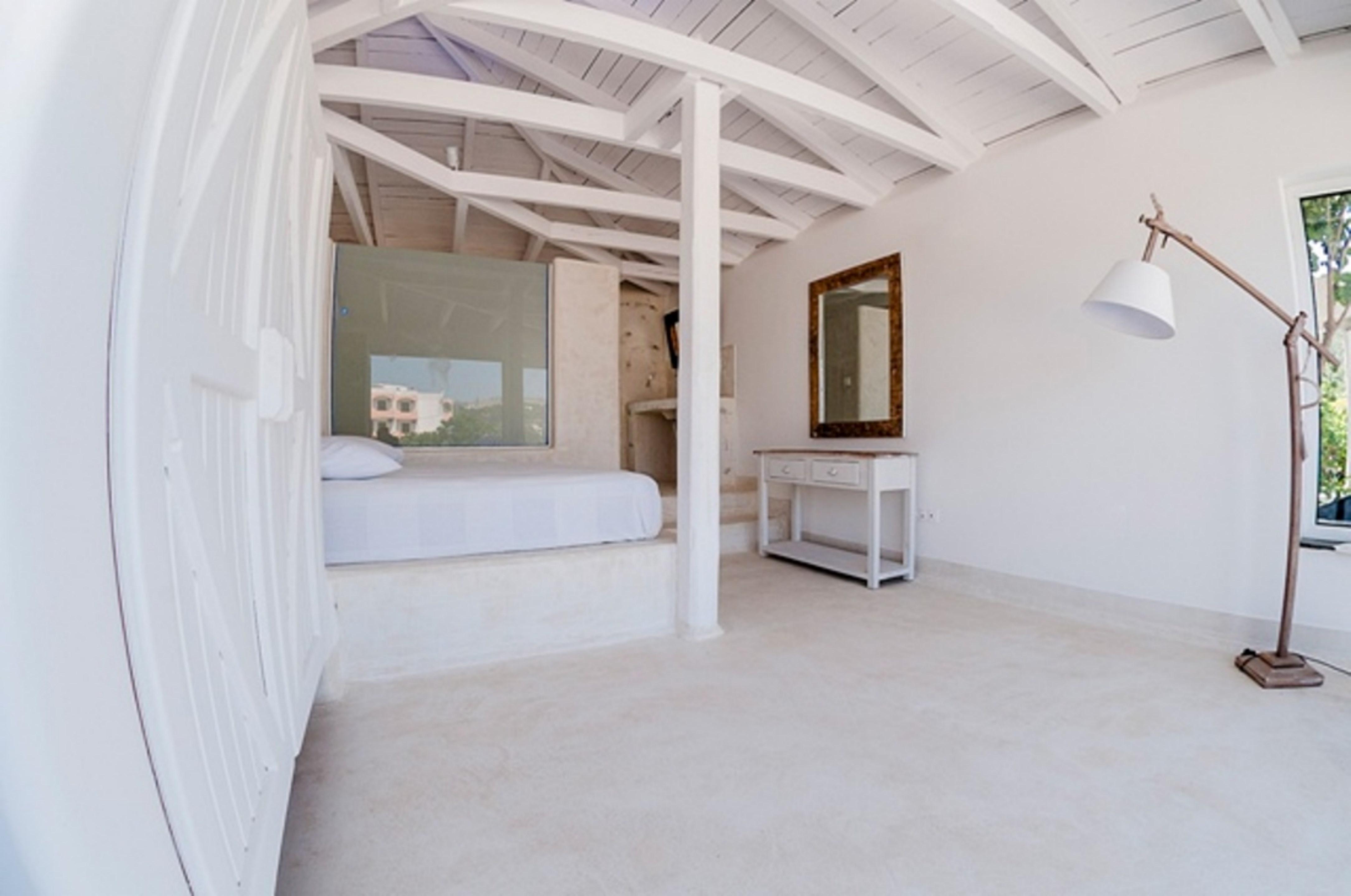 Kouros Exclusive Hotel & Suites - Adults Only ฟาลิรากี ภายนอก รูปภาพ